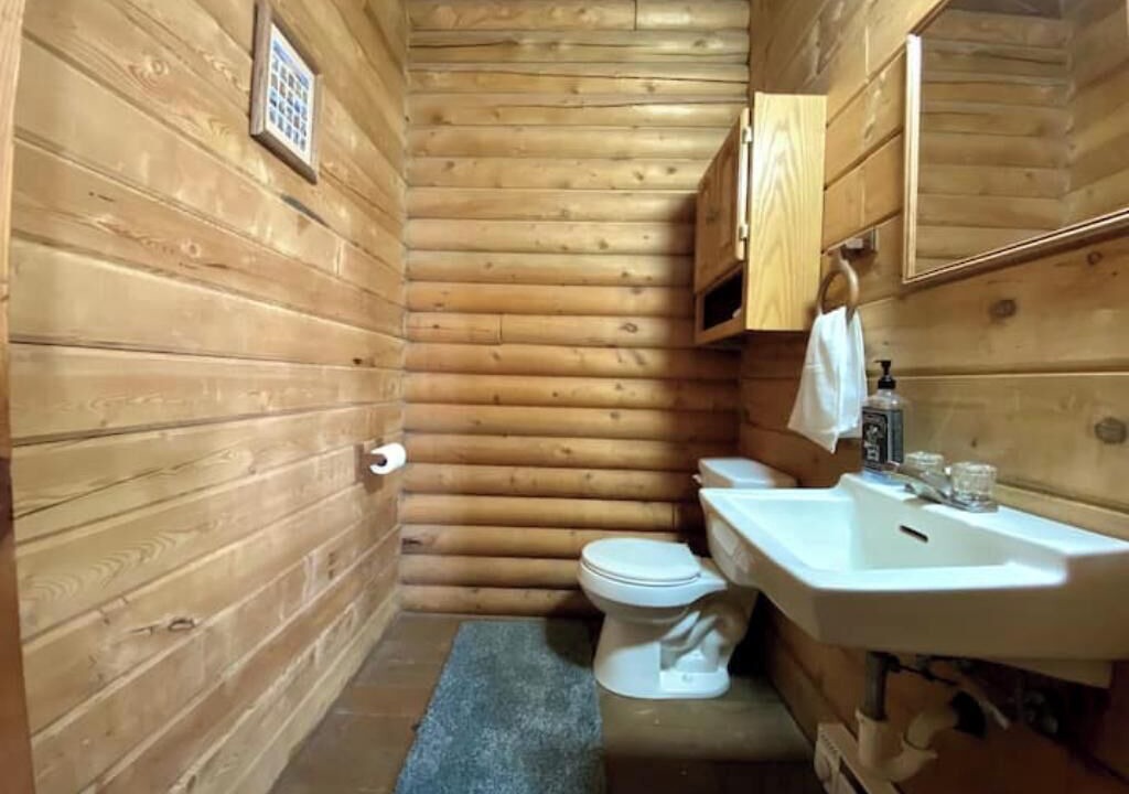 Photo of Bathroom in Idaho Falls
