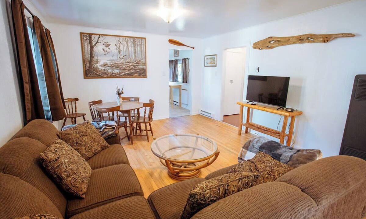 Photo of Livingroom in Wolf Creek