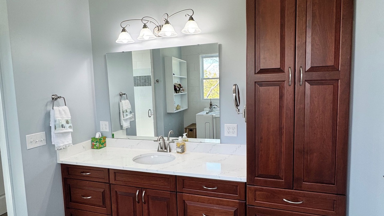 Photo of Bathroom in De Mossville