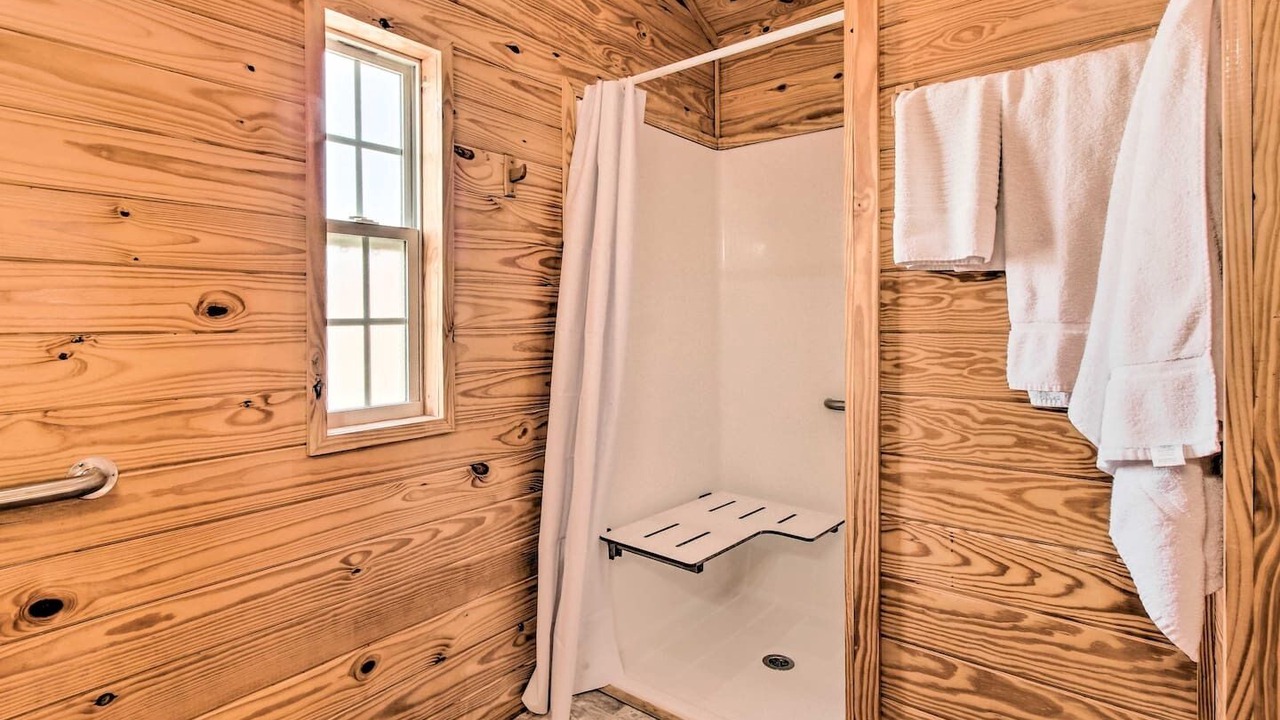Photo of Bathroom in Pray