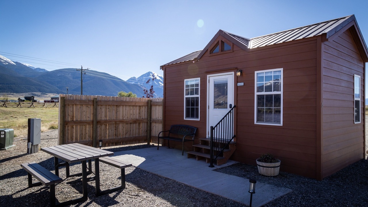 Photo of Outdoor in Livingston
