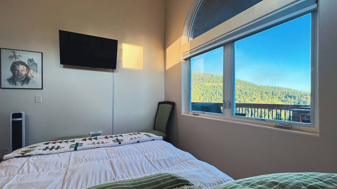 Photo of Bedroom in Hayden View Estates