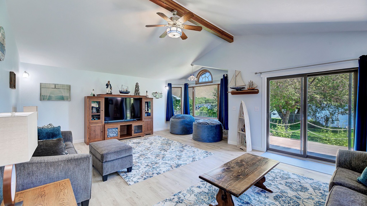Photo of Livingroom in Helena