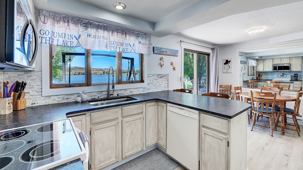 Photo of Kitchen in Helena