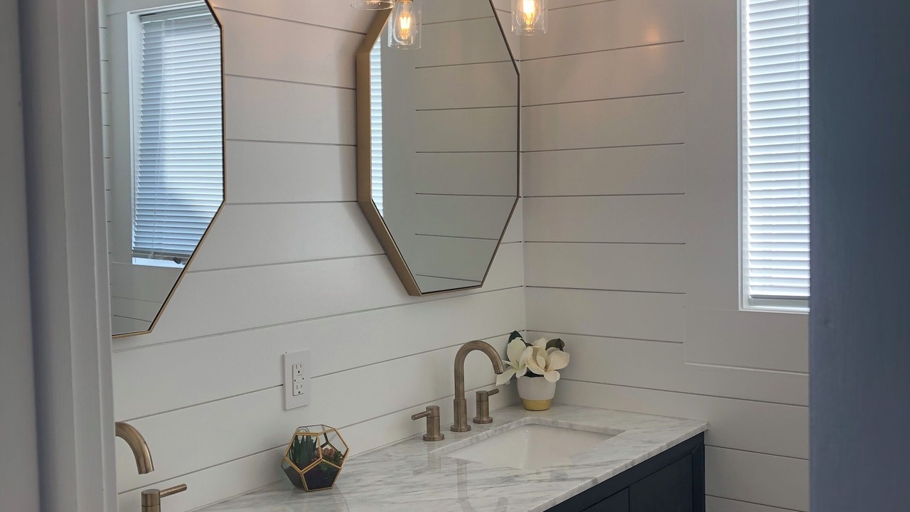 Photo of Bathroom in Culver