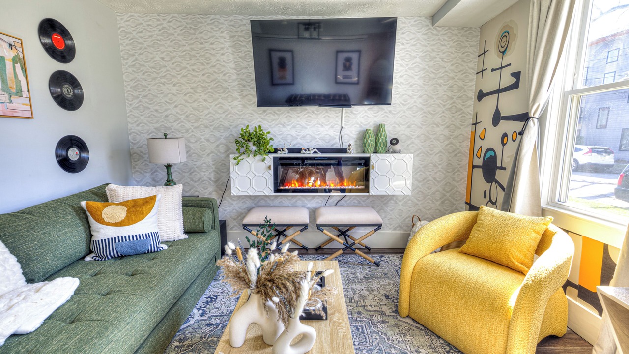 Photo of Livingroom in Tremont