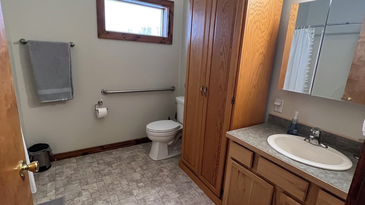 Photo of Bathroom in Cascade
