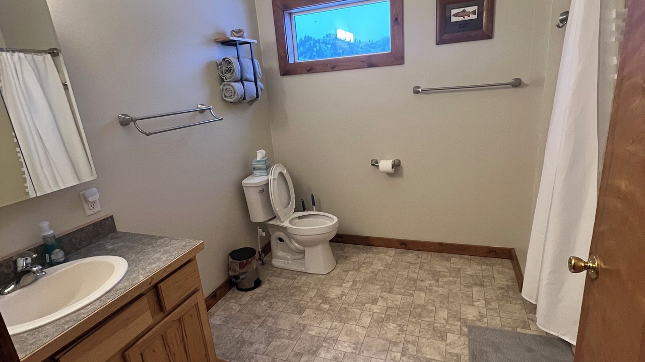 Photo of Bathroom in Cascade