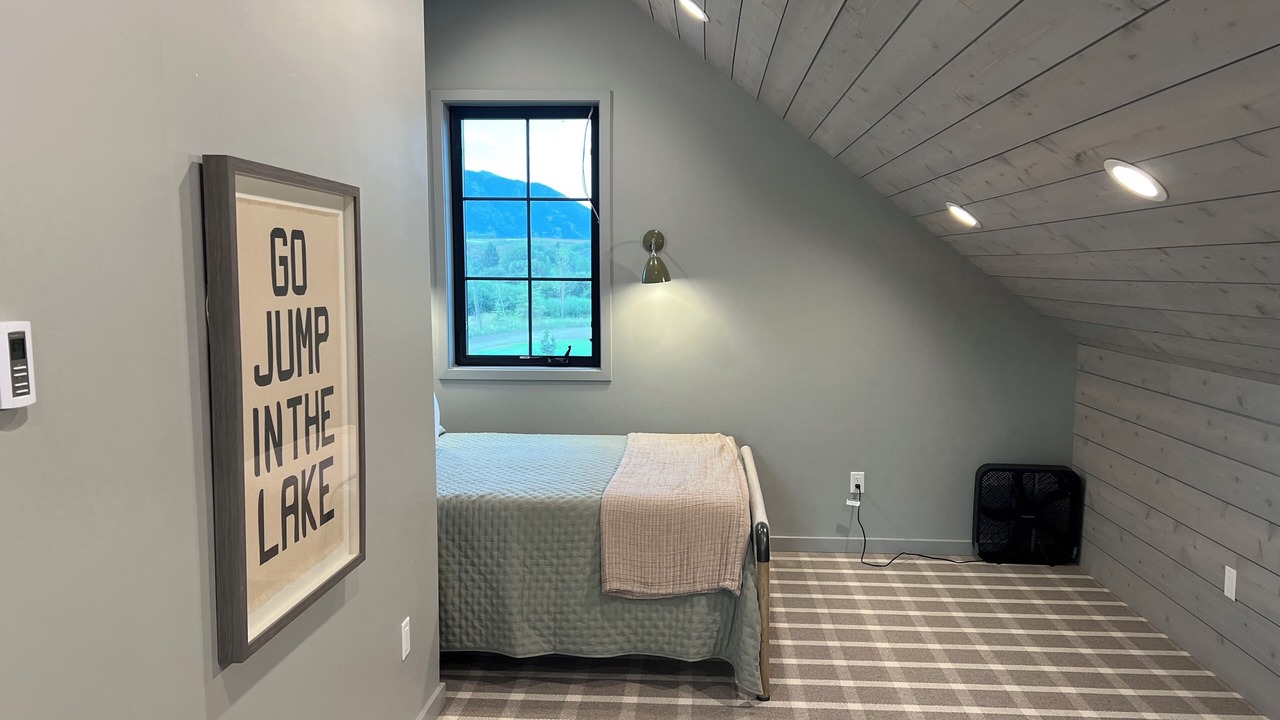 Photo of Bedroom in Thayne
