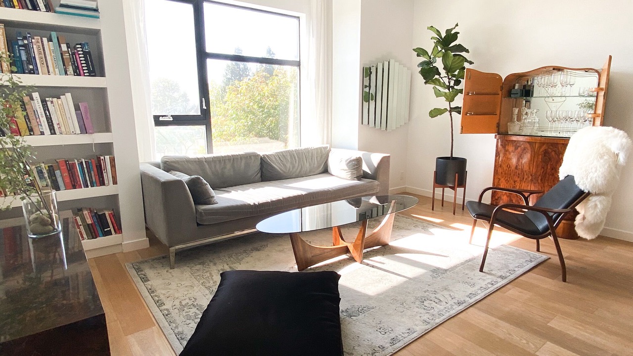 Photo of Livingroom in Upper Telegraph