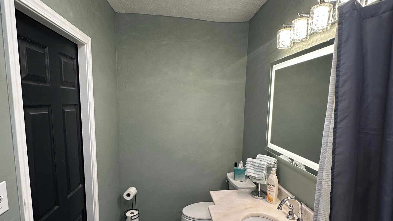 Photo of Bathroom in Bynum