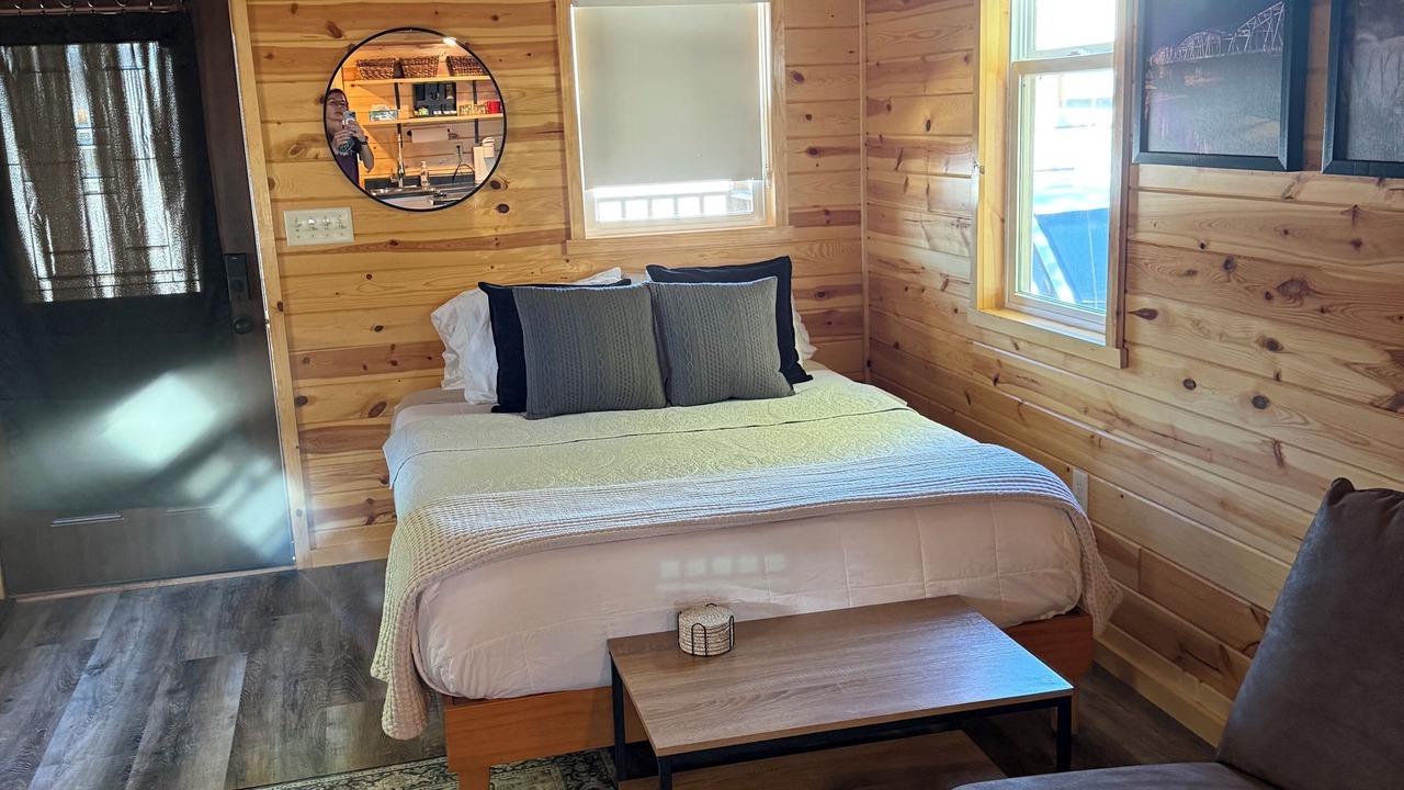 Photo of Bedroom in Glendive