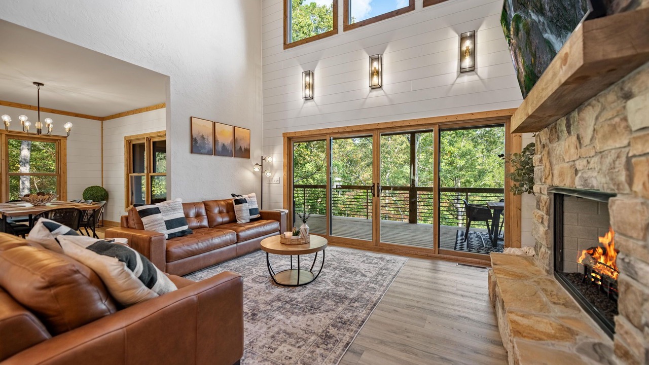 Photo of Livingroom in East Ellijay