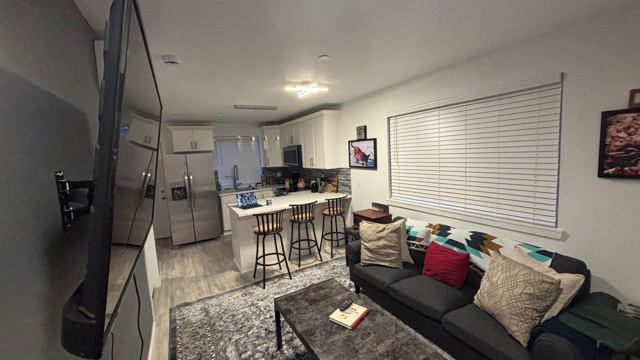 Photo of Livingroom in Seattle Metro Area