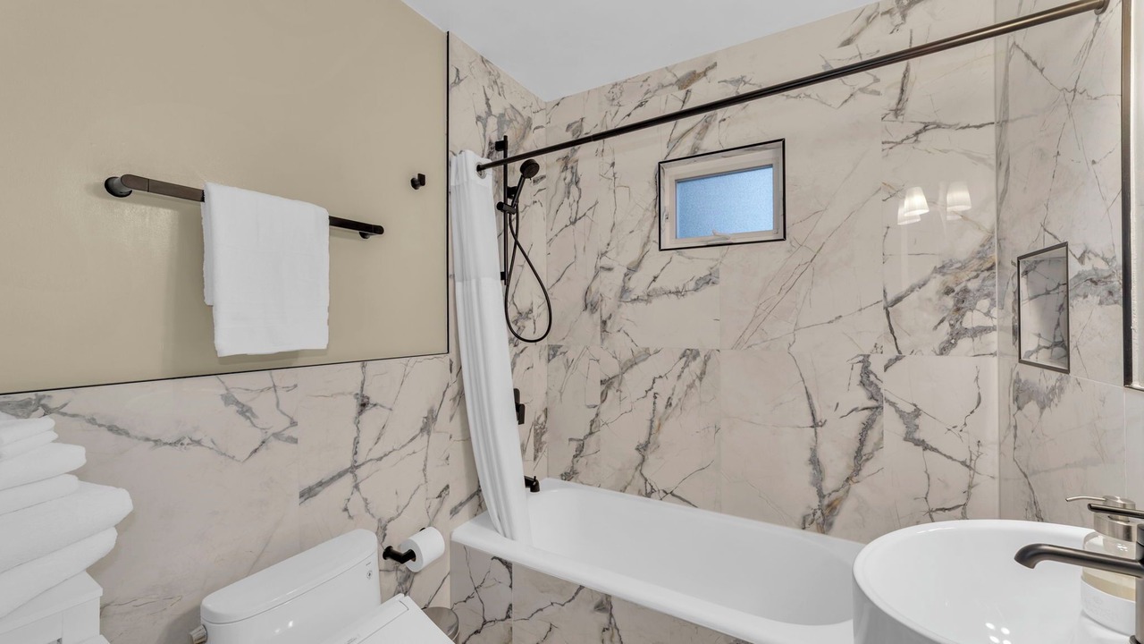 Photo of Bathroom in Mission Hills