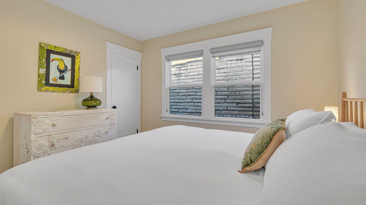 Photo of Bedroom in Mission Hills
