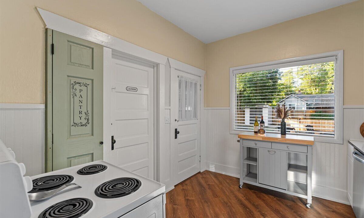 Photo of Kitchen in Garden District