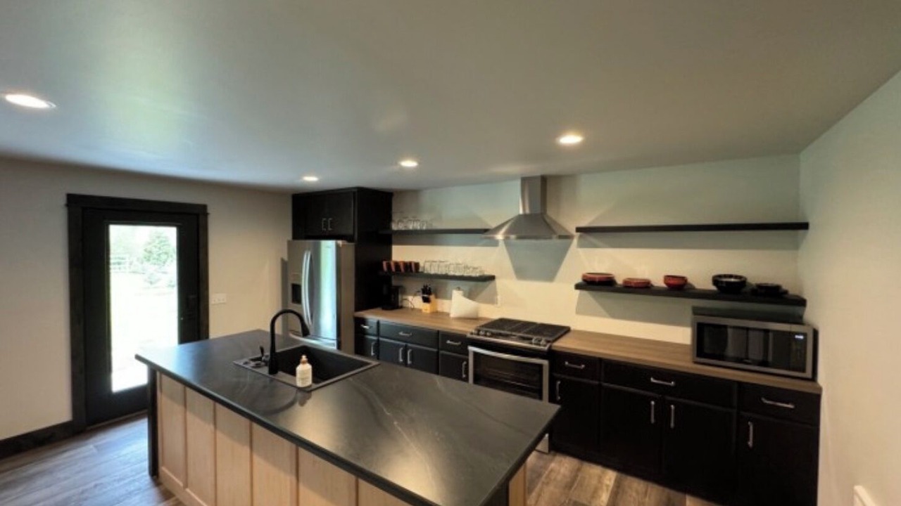 Photo of Kitchen in Melrose