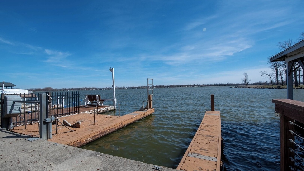 Photo of Others in Lakeview