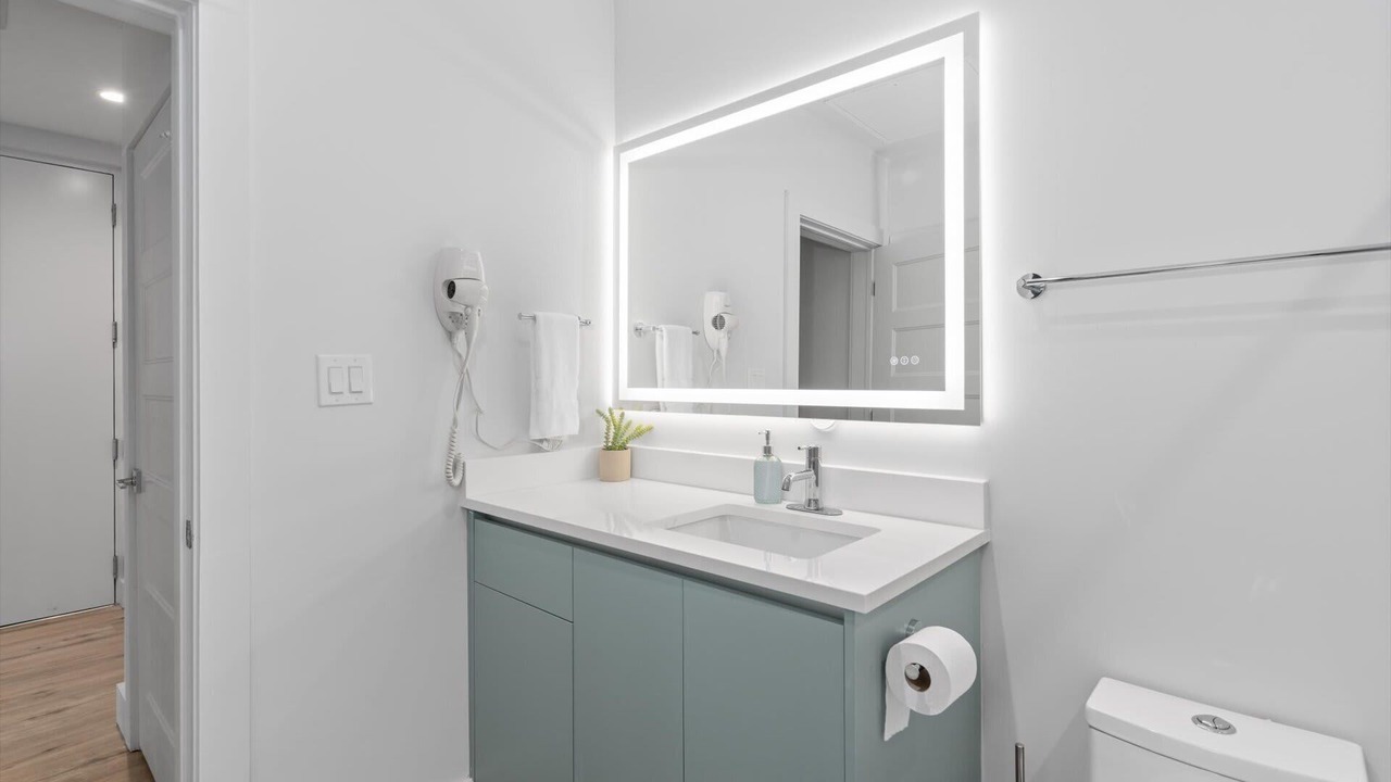 Photo of Bathroom in West Congress