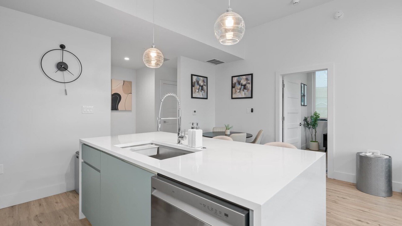 Photo of Kitchen in West Congress