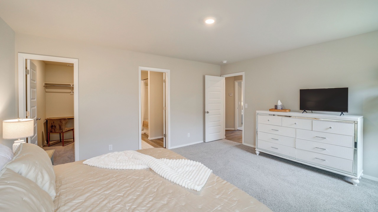 Photo of Bedroom in Broken Arrow