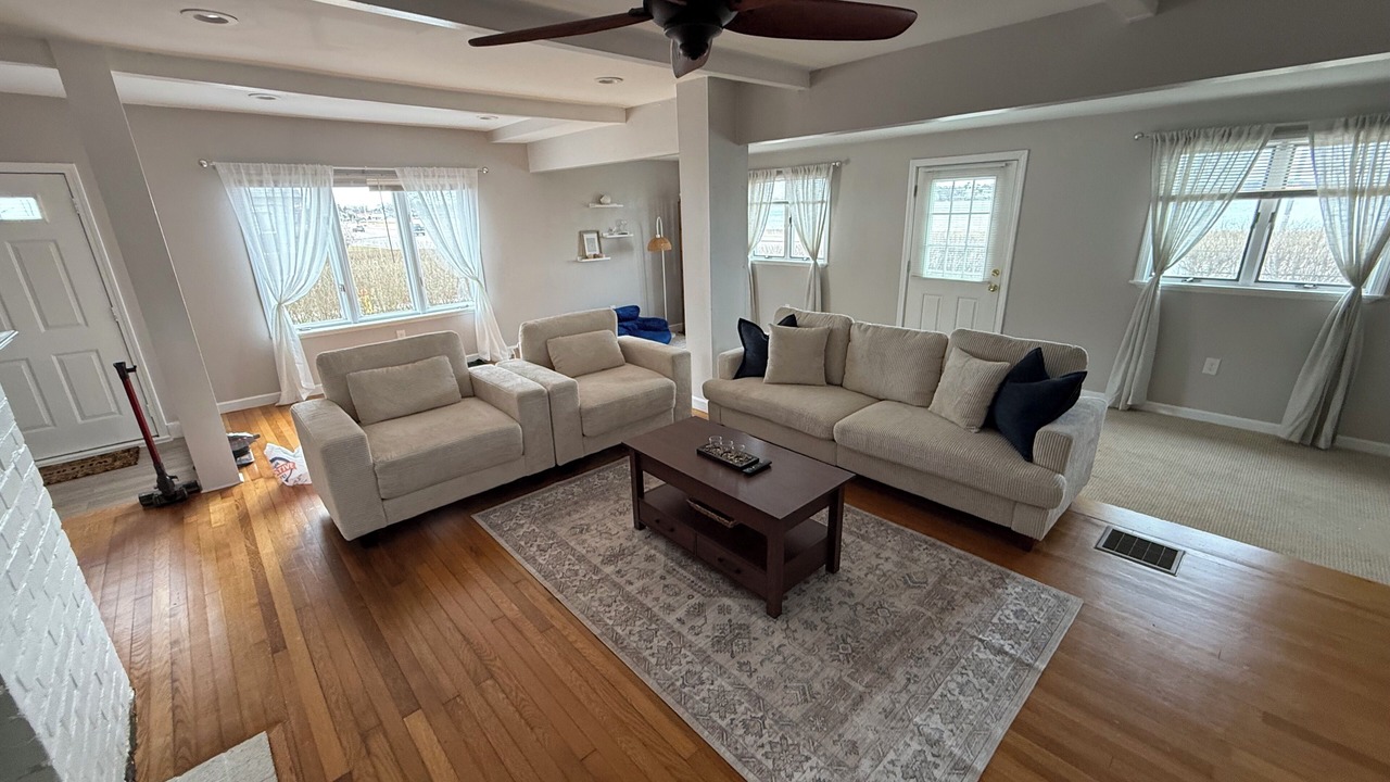 Photo of Livingroom in Quincy