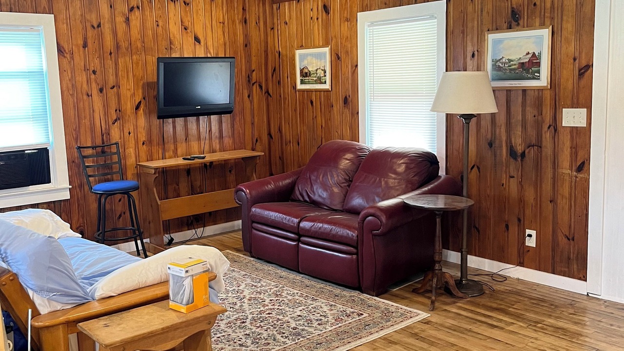 Photo of Livingroom in Hallsboro