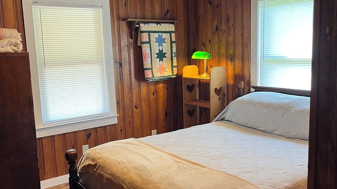 Photo of Bedroom in Hallsboro