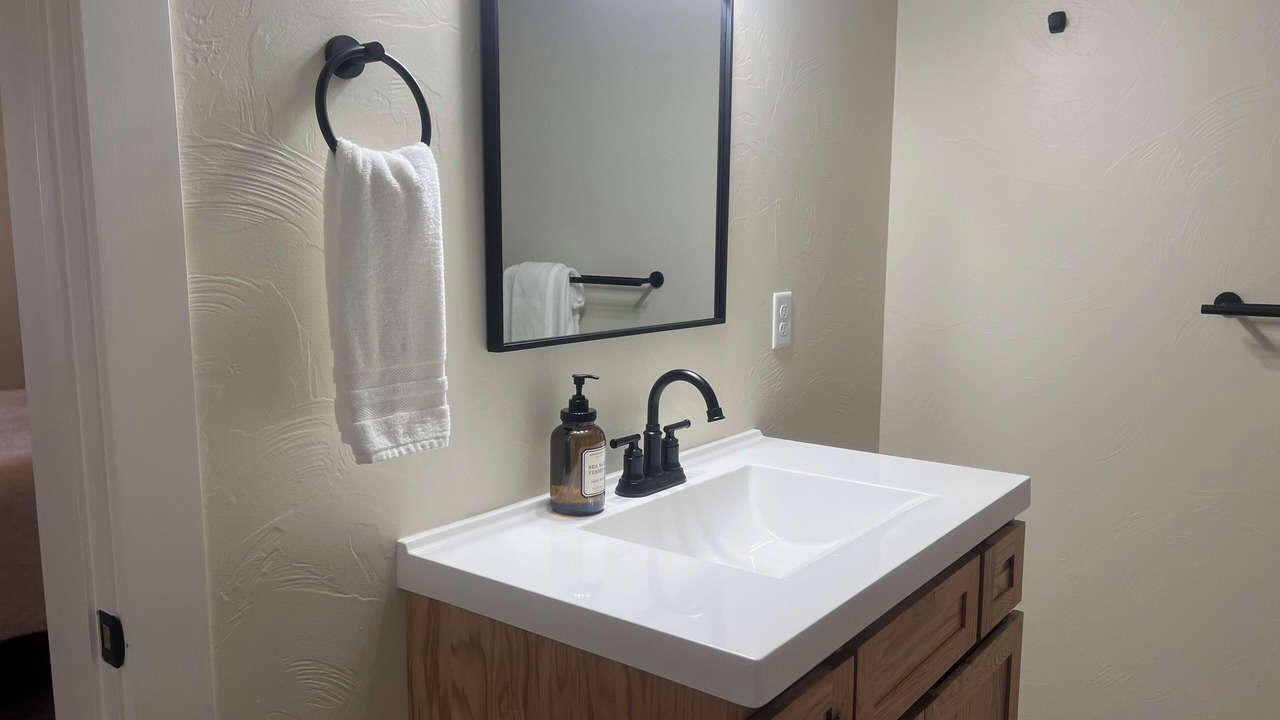Photo of Bathroom in Cascade