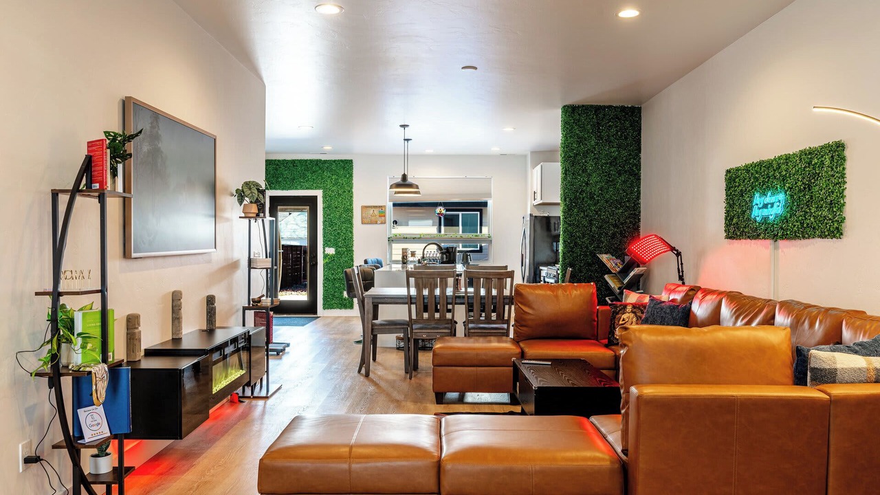 Photo of Livingroom in Sheridan