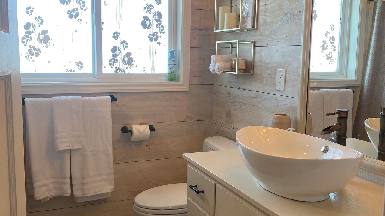 Photo of Bathroom in Lewiston