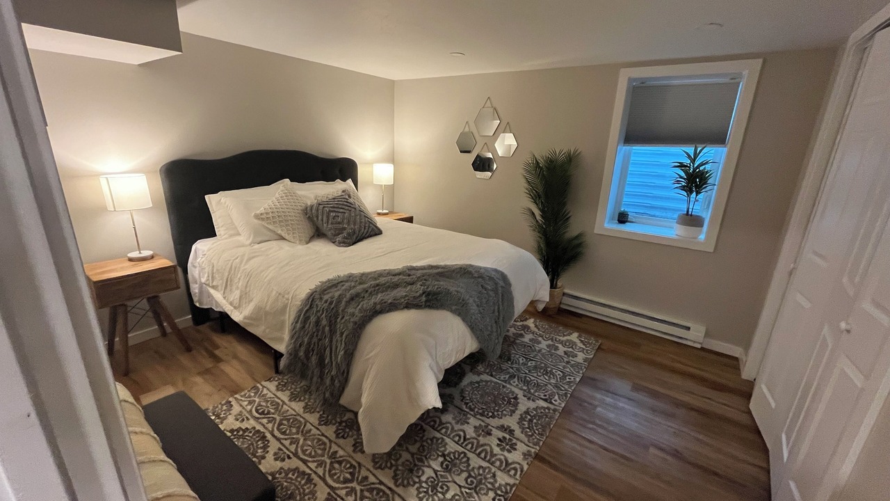 Photo of Bedroom in Riverfront