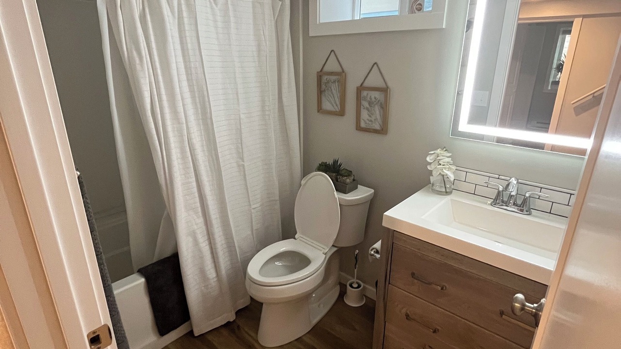 Photo of Bathroom in Riverfront