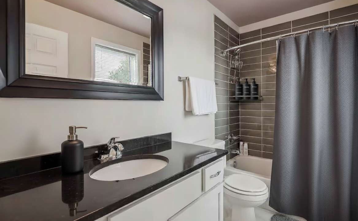 Photo of Bathroom in Lowry Hill East