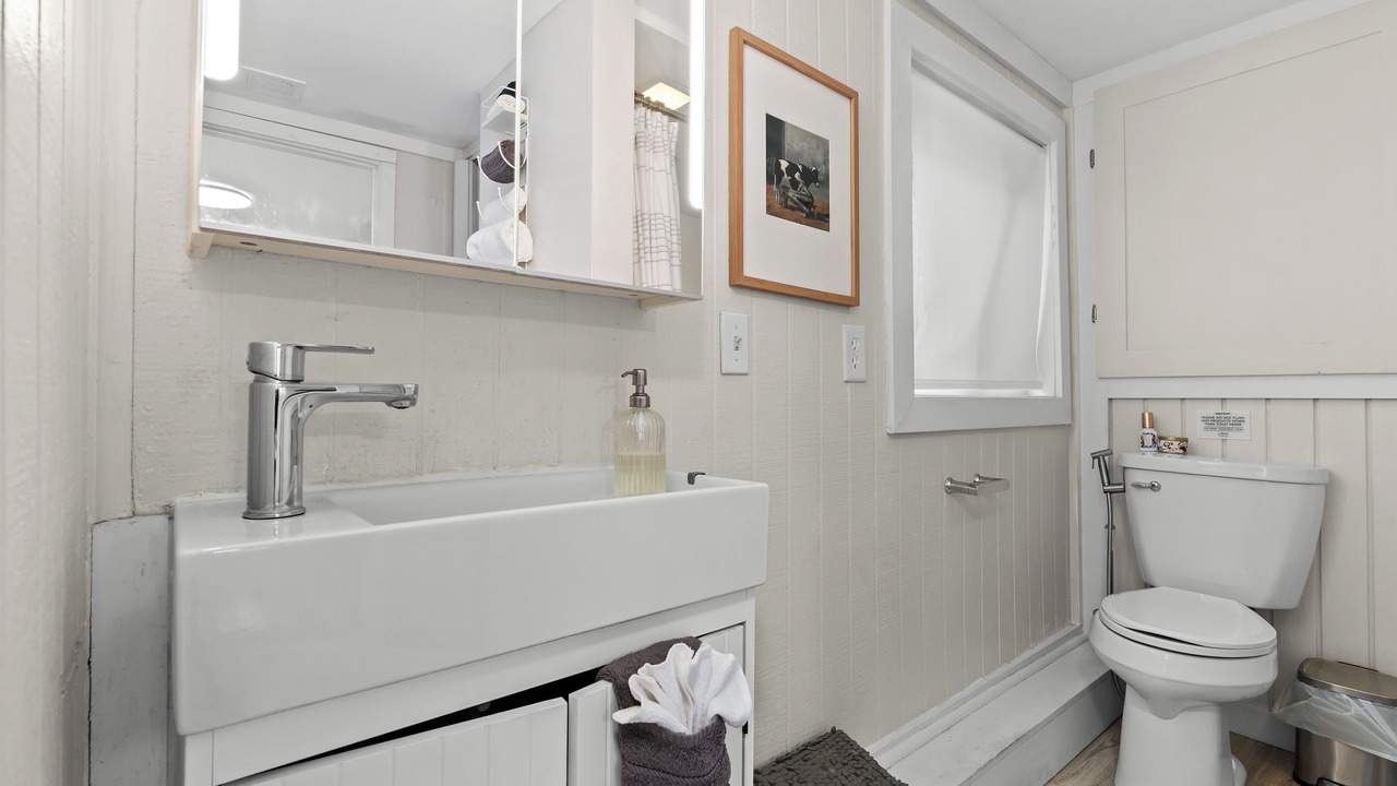 Photo of Bathroom in Allenton