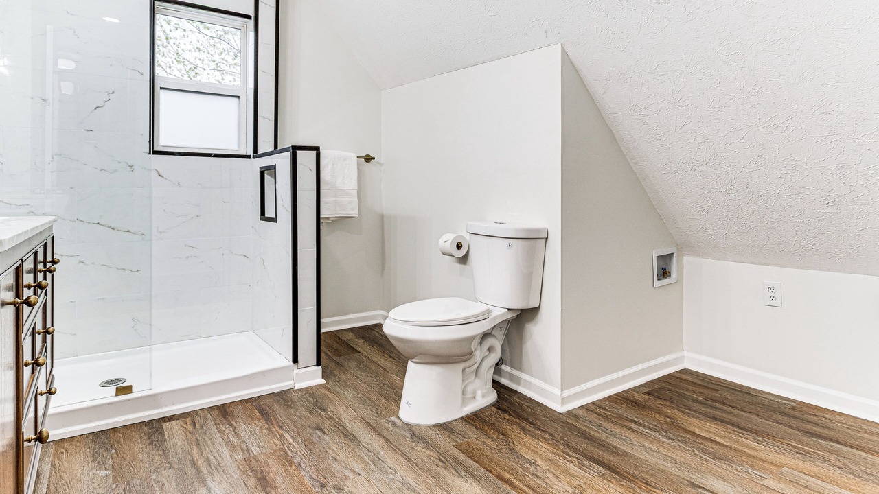 Photo of Bathroom in Near Northside