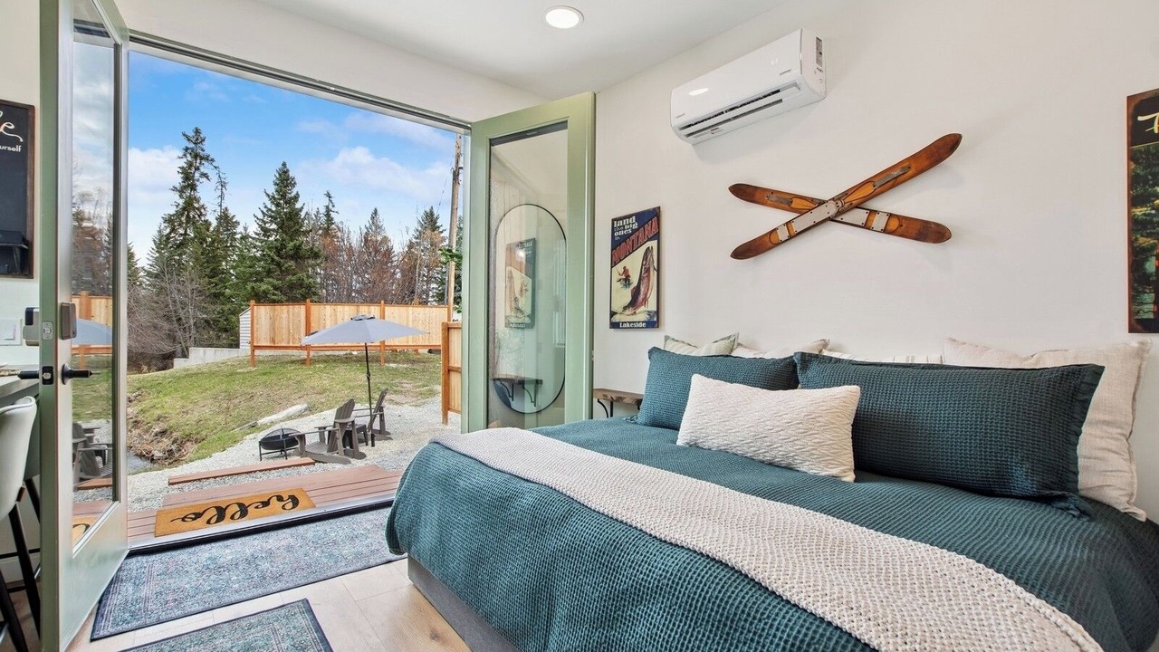 Photo of Bedroom in Lakeside