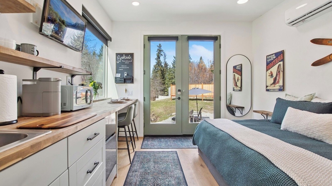 Photo of Bedroom in Lakeside