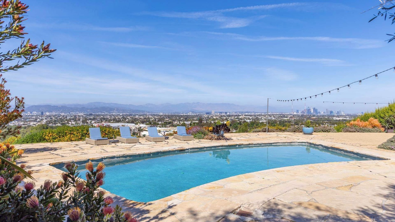 Photo of Outdoor in Baldwin Hills