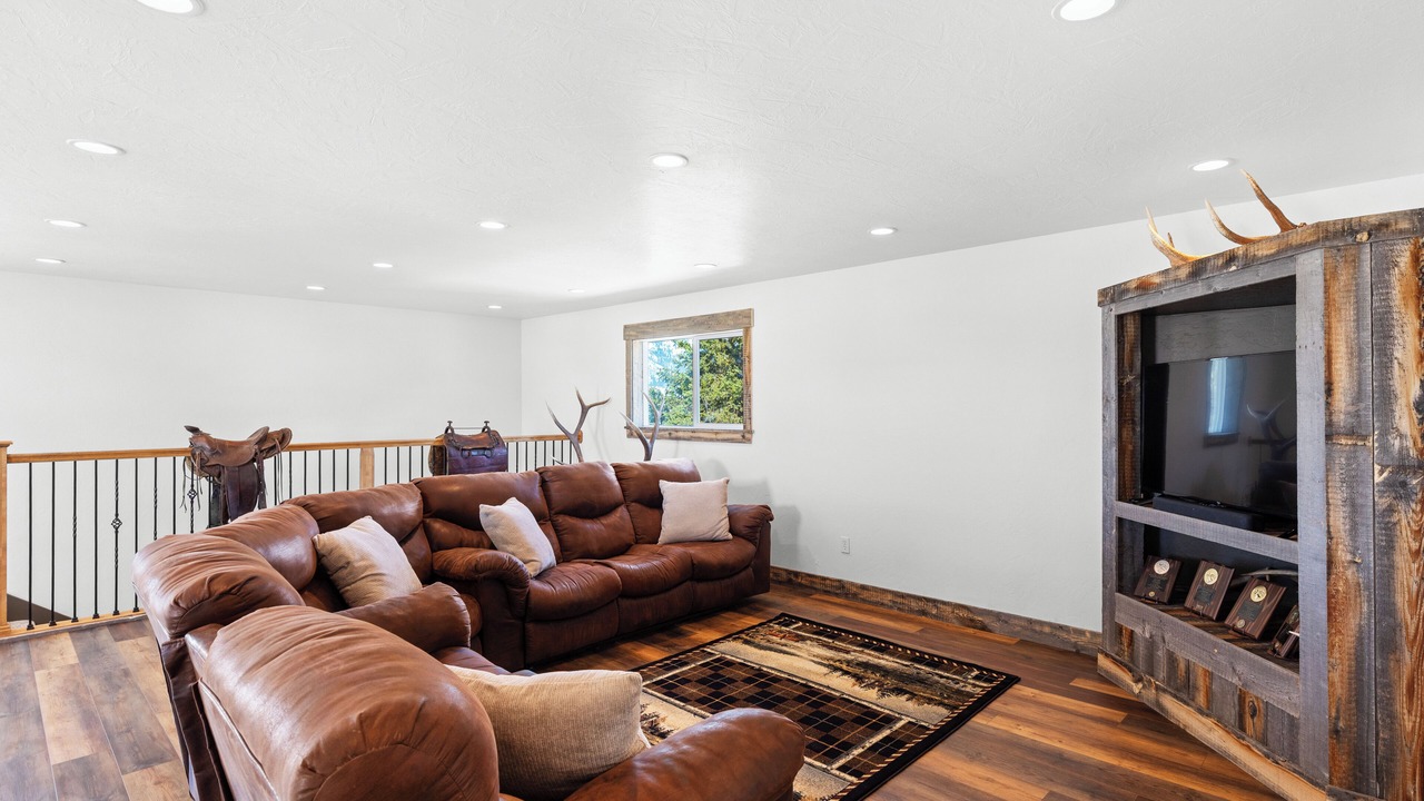 Photo of Livingroom in Thayne