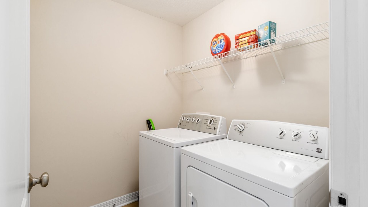 Photo of Bedroom in Lewis Center