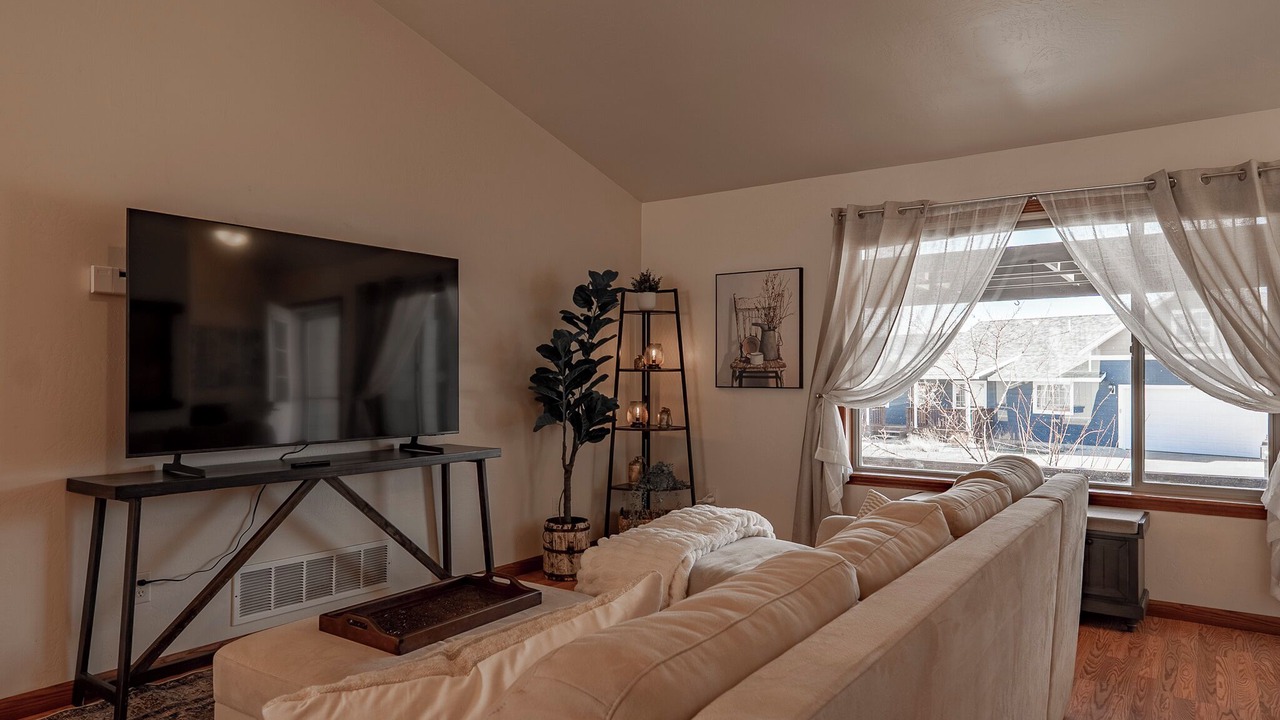 Photo of Livingroom in Livingston