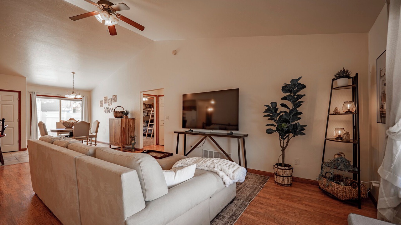 Photo of Livingroom in Livingston