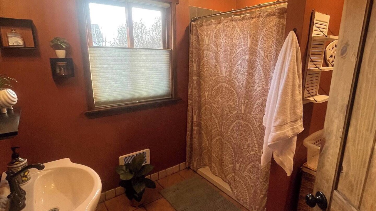 Photo of Bathroom in Riverfront