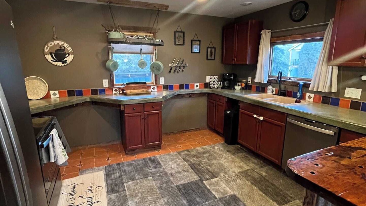 Photo of Kitchen in Riverfront