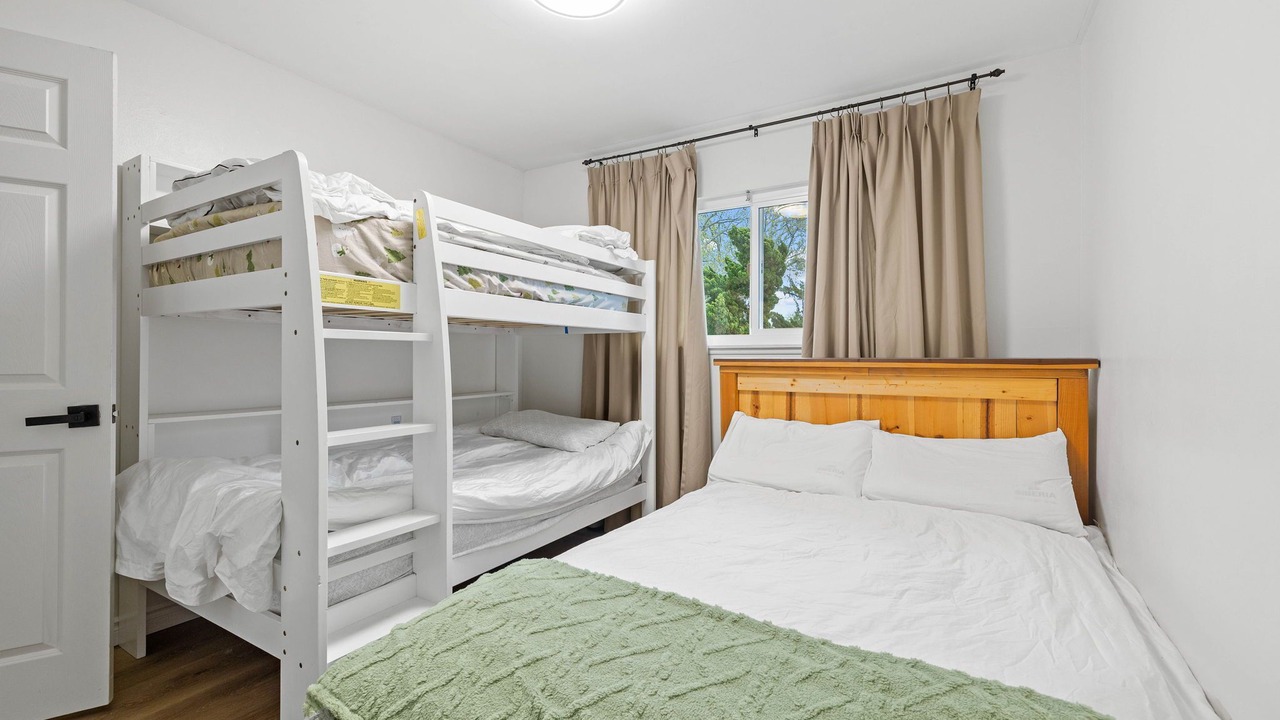 Photo of Bedroom in University City
