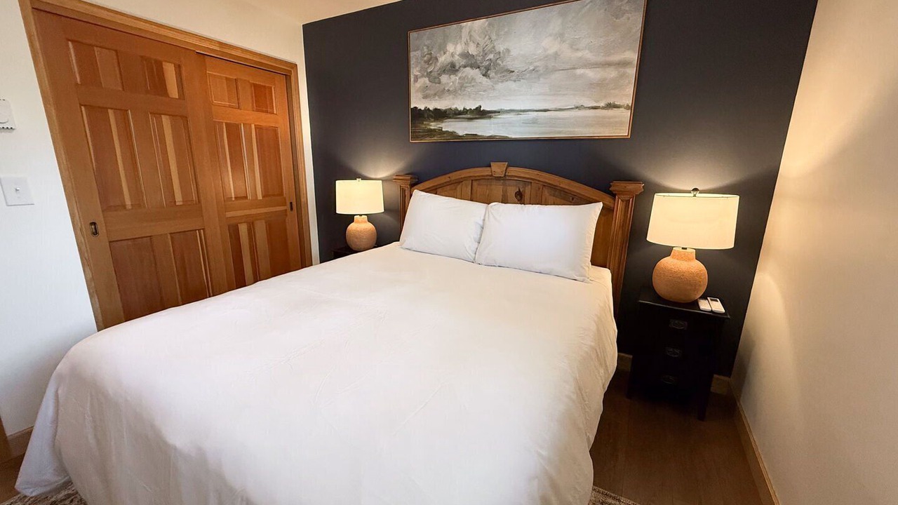 Photo of Bedroom in Finley Point