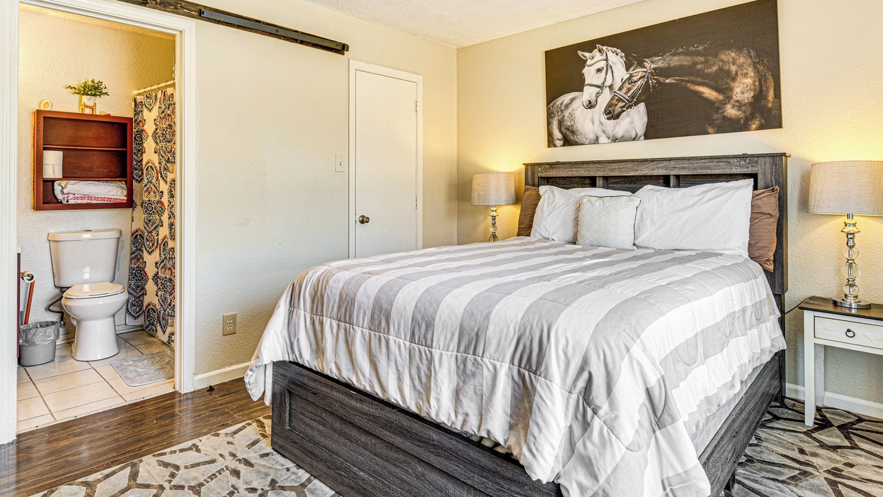 Photo of Bedroom in Pike