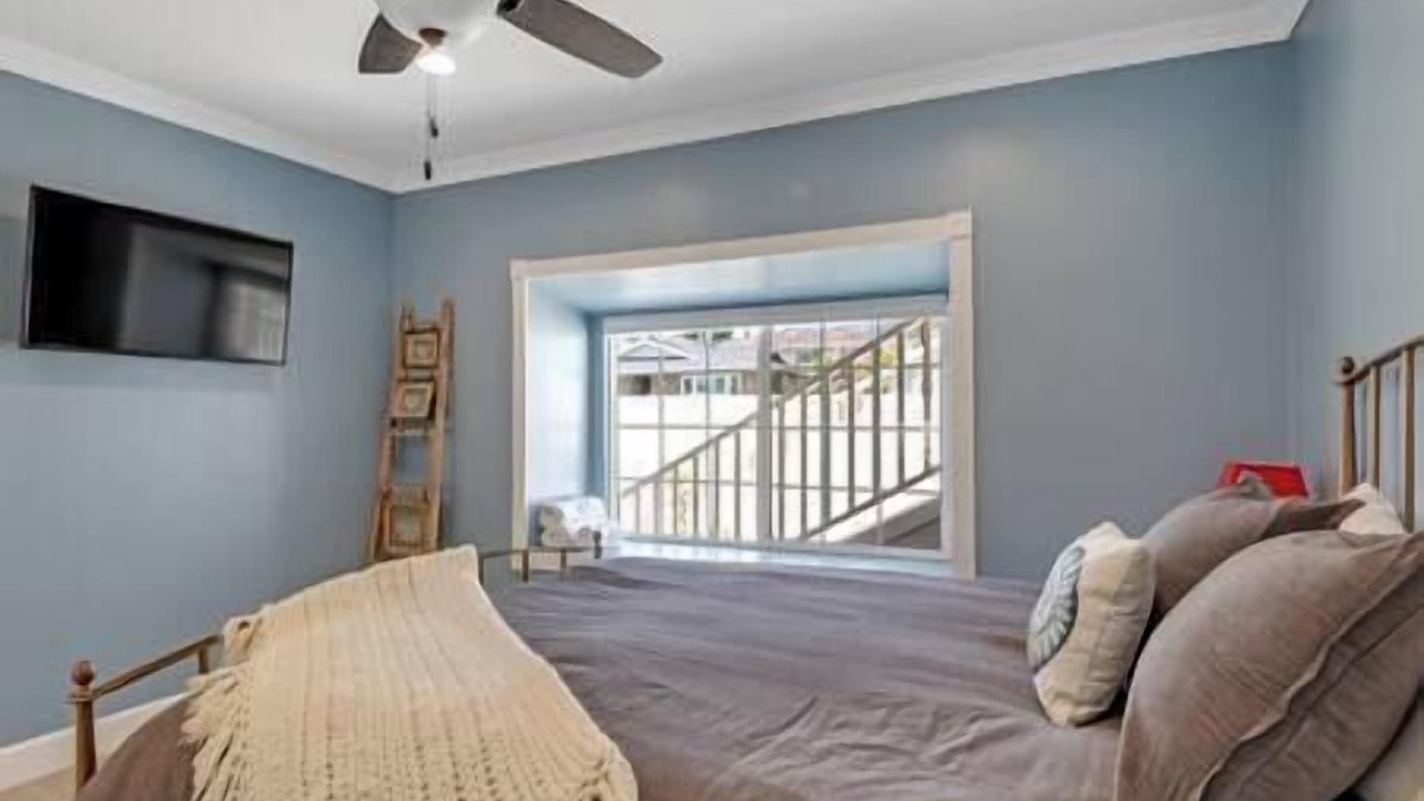 Photo of Bedroom in Northwest San Pedro